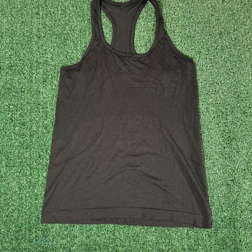 Lululemon Black Swiftly Tech Racerback Athletic Tank Top Womens Size 4 Small